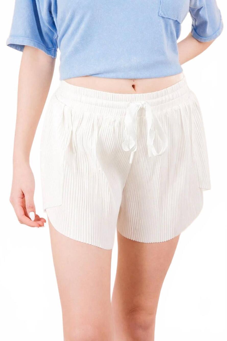 NEW VERY J pleated comfy shorts with pantie liners in white